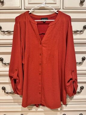 Fortune + Ivy Women's Rust Button-Front Blouse
